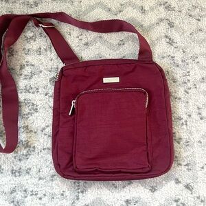 Baggallini Maroon Burgundy Nylon Crossbody Bag Travel Bag
